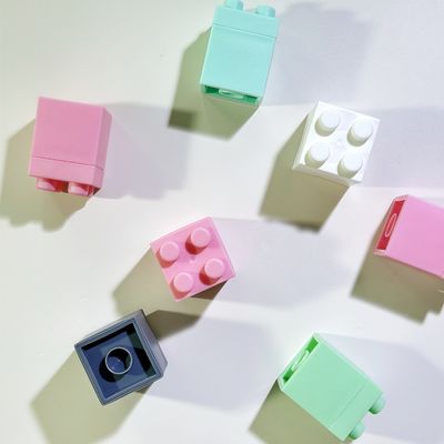 Disposable Plastic PP Cosmetic Cup with 8ml Capacity Food Grade Building Block Design for Facial Cream Lotion