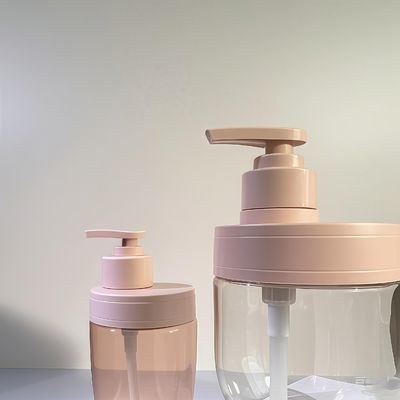 400 ml ve 500 ml PET plastik kozmetik şişesi, gerekli yağ şampuanı ve losyonu için baskı pompası ile