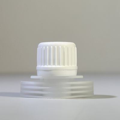 Taşınabilir ve Dayanıklı 16mm PE Plastik Vidalı Kapak, İçecekler için Esnek Ambalaj için Çevirmeli Üst Ağız Kapakları Gıda Sınıfı Güvenli Kenar