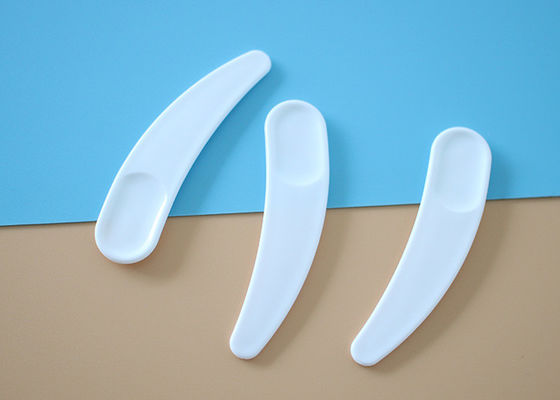 Krem Kavanozlar İçin Özelleştirilmiş Beyaz 53mm Plastik Kozmetik Spatula